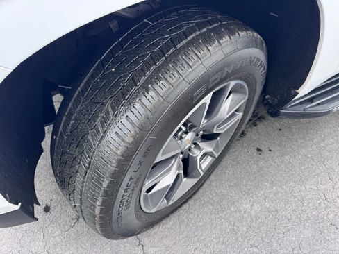 Used 2022 Chevrolet Tahoe LT w/ LT Signature Package image 15