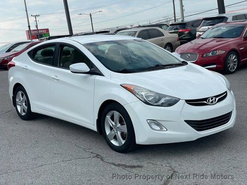 Used 2013 Hyundai Elantra GLS w/ Preferred Pkg image 4