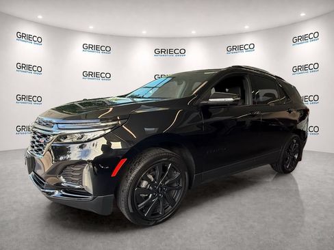 Used 2023 Chevrolet Equinox RS w/ RS Leather Package AWD/4WD image 3