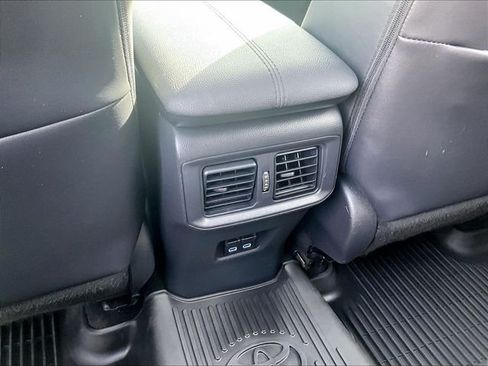 Used 2022 Toyota RAV4 Limited AWD/4WD image 29