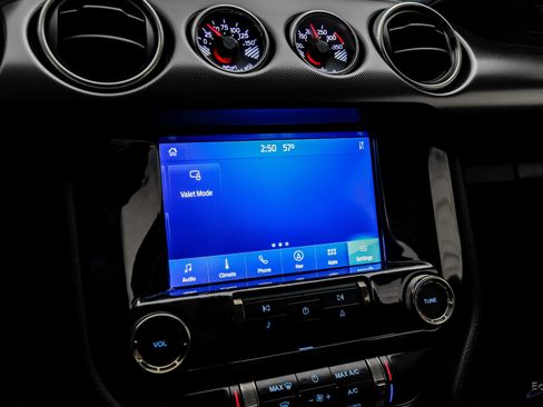 Used 2022 Ford Mustang Shelby GT500 w/ Technology Package RWD image 78