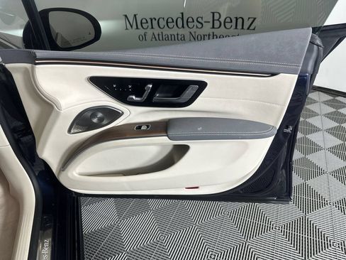 Certified 2023 Mercedes-Benz EQS 580 4MATIC Sedan image 15