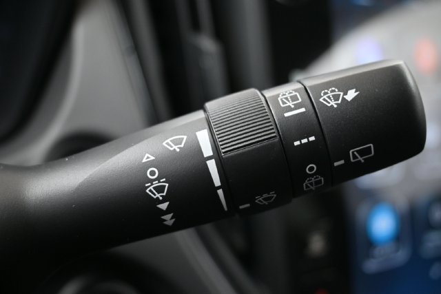 New 2027 Subaru Crosstrek 2.5i Premium AWD/4WD image 32