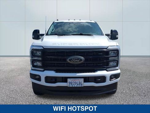 Used 2024 Ford F350 Lariat w/ Black Appearance Package AWD/4WD image 8