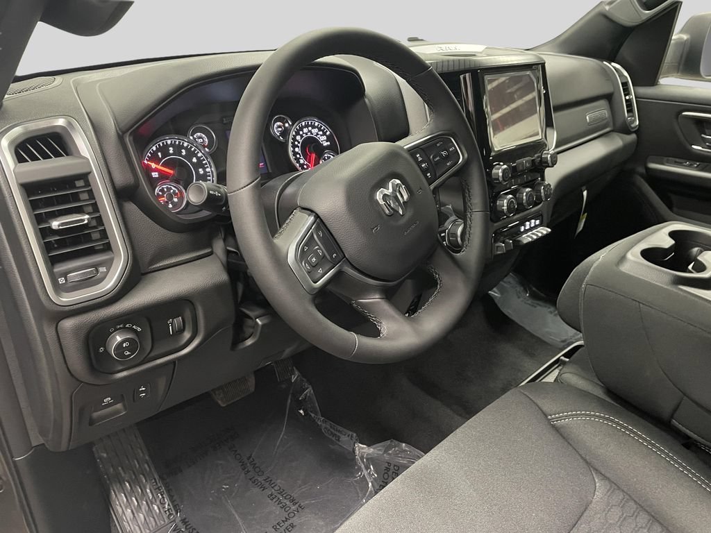 Used 2025 RAM 1500 Big Horn AWD/4WD image 12
