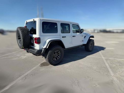 New 2025 Jeep Wrangler Unlimited Rubicon image 12