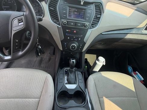 Used 2017 Hyundai Santa Fe Sport AWD/4WD image 5