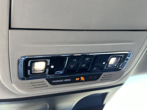 Used 2022 Lincoln Corsair Standard w/ Premium Package image 47