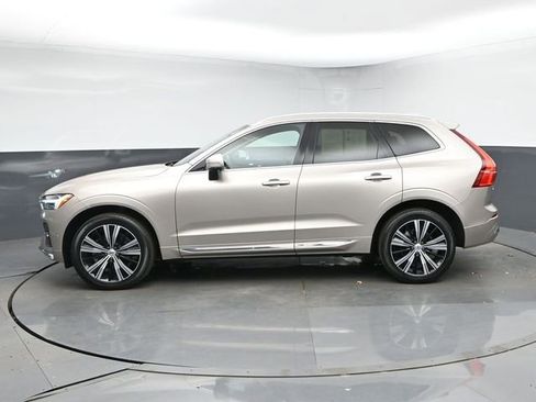 Used 2023 Volvo XC60 B5 Plus w/ Protection Package Premier FWD image 5