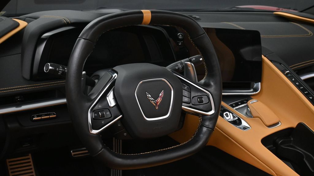 Used 2022 Chevrolet Corvette Stingray Preferred Conv w/ 2LT RWD image 9