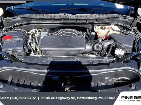 Used 2023 Chevrolet Tahoe RST image 8