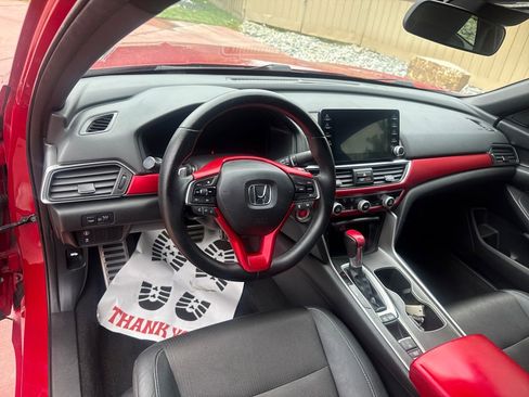 Used 2020 Honda Accord Sport image 12