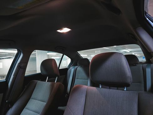 Used 2012 Honda Accord LX image 17