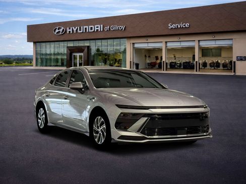 New 2026 Hyundai Sonata Blue FWD image 11