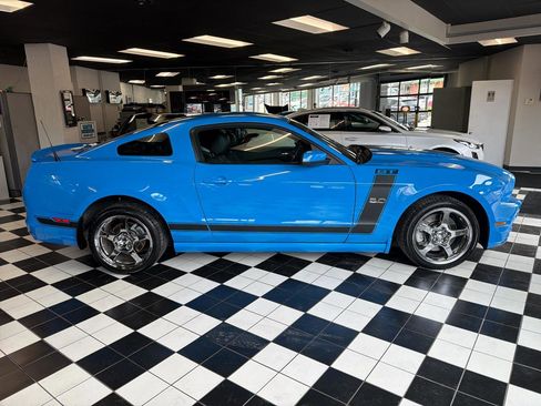 Used 2013 Ford Mustang GT Premium w/ Electronics Pkg image 3
