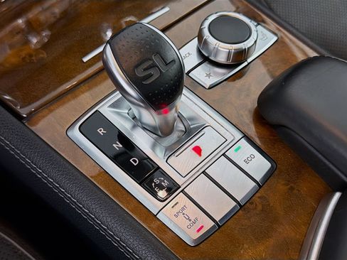 Used 2014 Mercedes-Benz SL 550 image 17