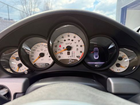 Certified 2015 Porsche 911 GT3 image 25