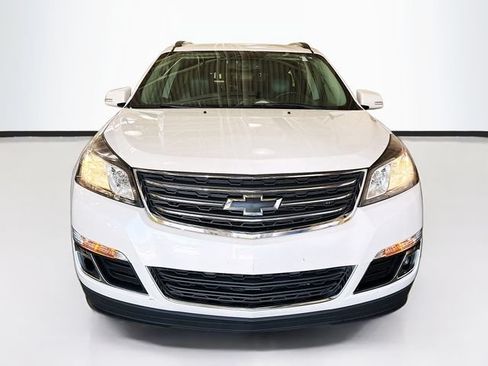 Used 2017 Chevrolet Traverse LT FWD image 4