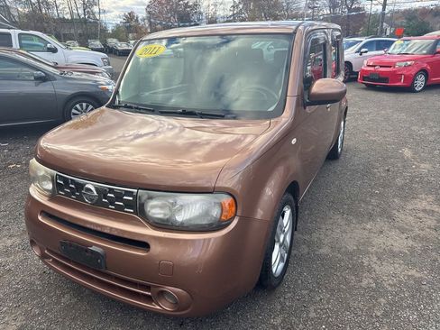 Used 2011 Nissan Cube 1.8 SL w/ Interior Designer Pkg FWD image 2