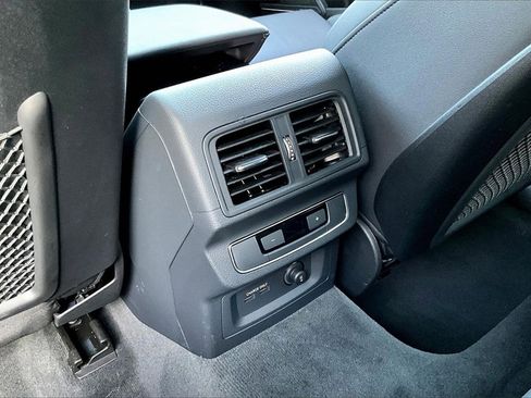 Used 2025 Audi Q5 2.0T Premium Plus image 10