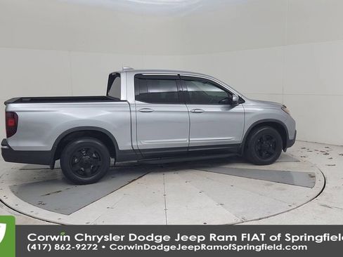 Used 2019 Honda Ridgeline Sport image 16