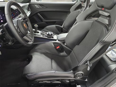 Certified 2025 Porsche 911 GT3 image 5