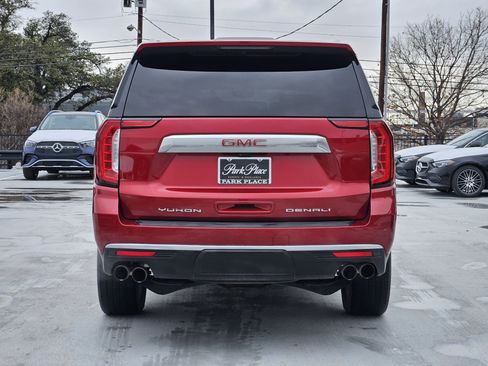 Used 2023 GMC Yukon XL Denali w/ Denali Reserve Package image 8