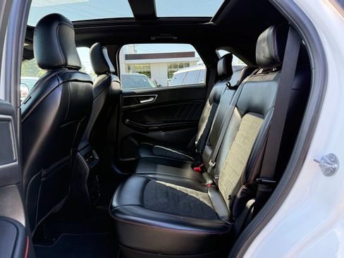 Certified 2023 Ford Edge ST-Line AWD/4WD image 11