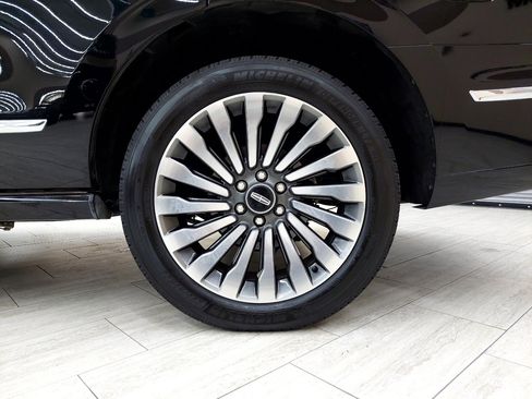 Used 2019 Lincoln Navigator Reserve w/ Cargo Package image 45