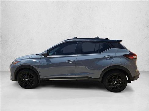 Used 2021 Nissan Kicks SR w/ Interior Electronics Package FWD image 7