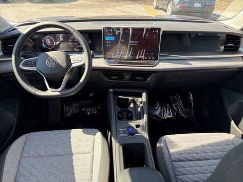 New 2026 Volkswagen Tiguan S AWD/4WD image 11