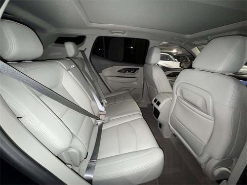 Used 2020 GMC Terrain Denali w/ Denali Premium Package image 16