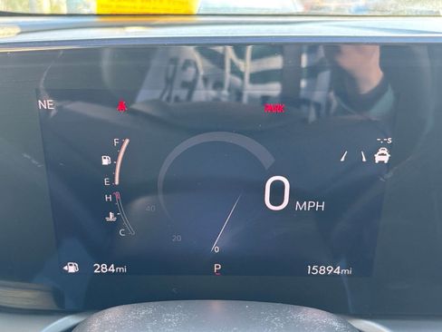 Used 2025 Buick Encore GX Preferred image 40