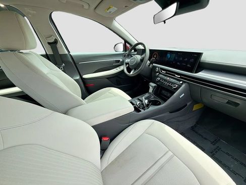 Certified 2025 Hyundai Sonata SE FWD image 26