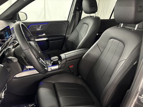 Certified 2023 Mercedes-Benz GLB 250 image 5