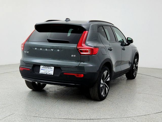 New 2026 Volvo XC40 B5 Ultra w/ Climate Package AWD/4WD image 5