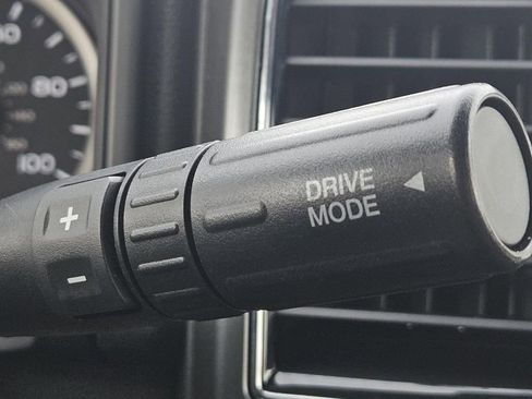 Used 2022 Ford F350 XLT w/ XLT Premium Package image 17