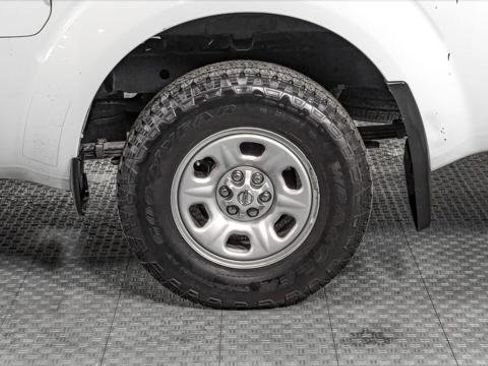 Used 2019 Nissan Frontier S image 31
