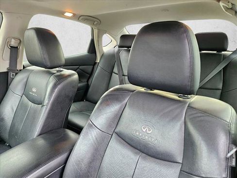 Used 2013 INFINITI M37 w/ Premium Pkg RWD image 9