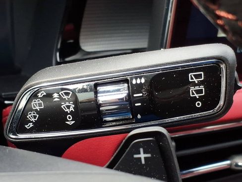 Used 2024 Lincoln Corsair Reserve w/ Equipment Group 201A AWD/4WD image 24