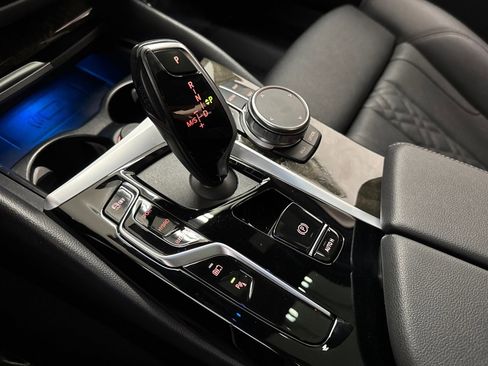 Certified 2023 BMW 530e image 20