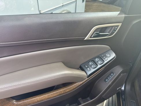 Used 2018 GMC Yukon Denali image 14