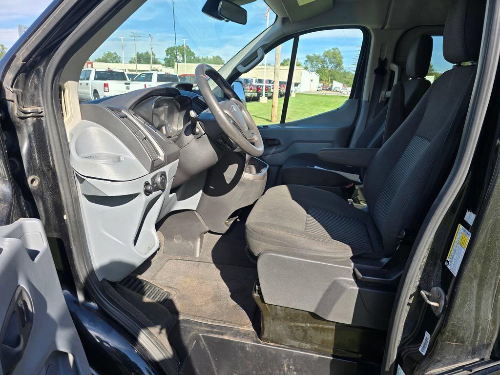 Used 2015 Ford Transit 350 XLT RWD image 9