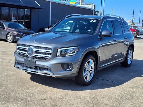 Used 2021 Mercedes-Benz GLB 250 GLB 250 image 2