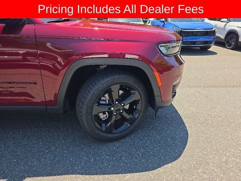 Used 2022 Jeep Grand Cherokee L Limited w/ Black Appearance Package RWD image 6