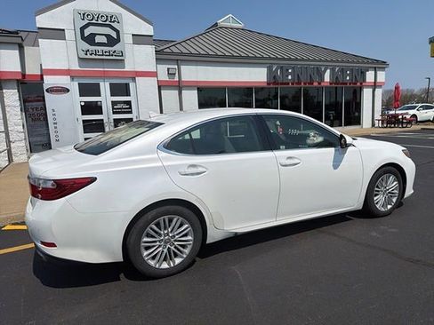 Used 2014 Lexus ES 350 w/ Luxury Package image 14