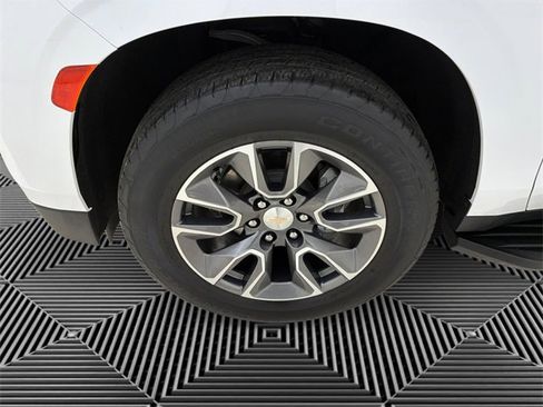 Used 2023 Chevrolet Tahoe LT image 9
