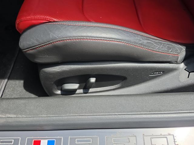 Used 2017 Chevrolet Camaro LT RWD image 15