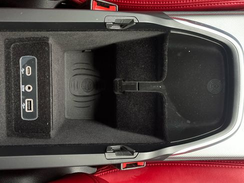 Used 2023 Alfa Romeo Stelvio Veloce image 38