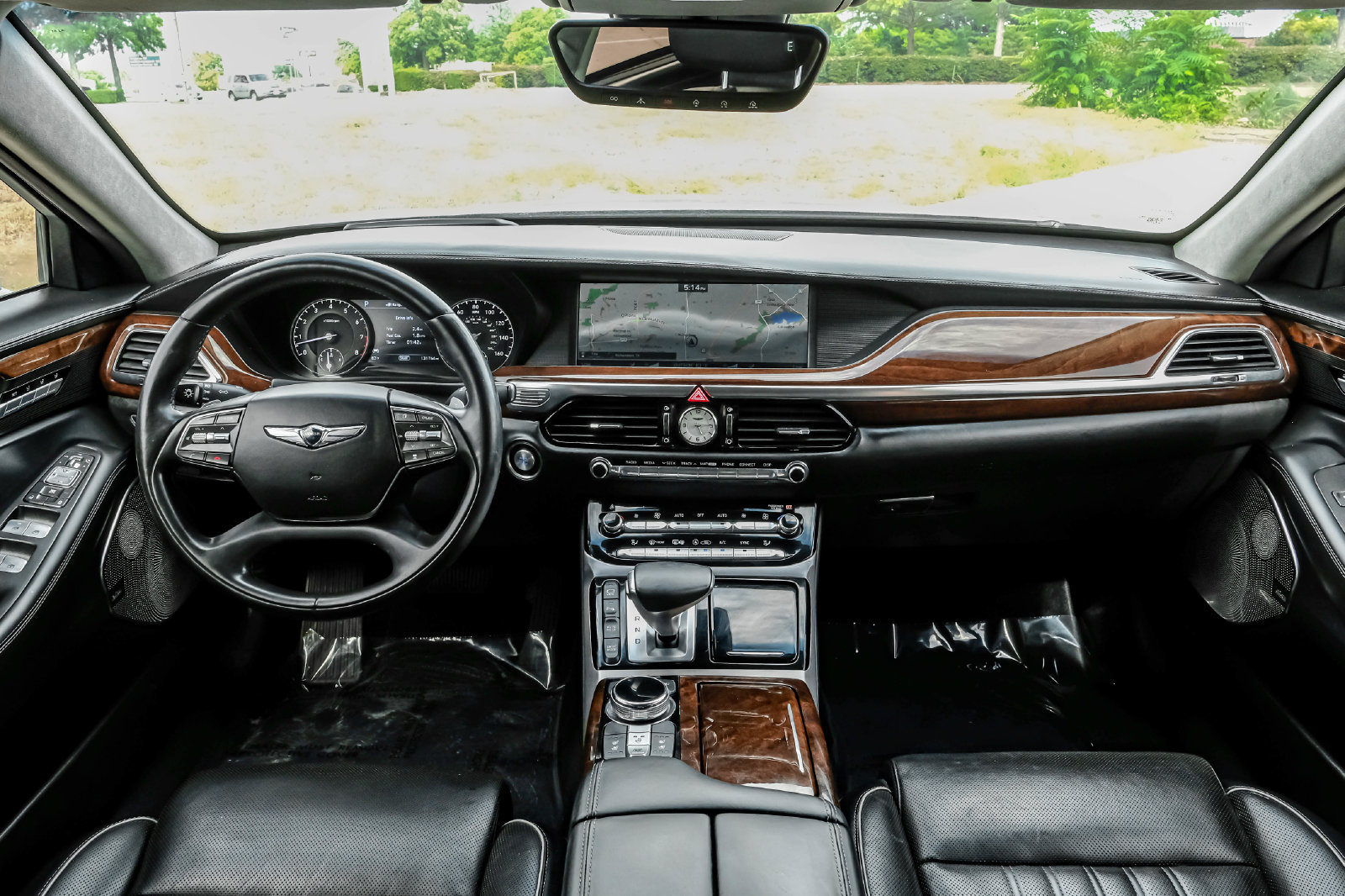 Used 2019 Genesis G90 5.0 Ultimate RWD image 12